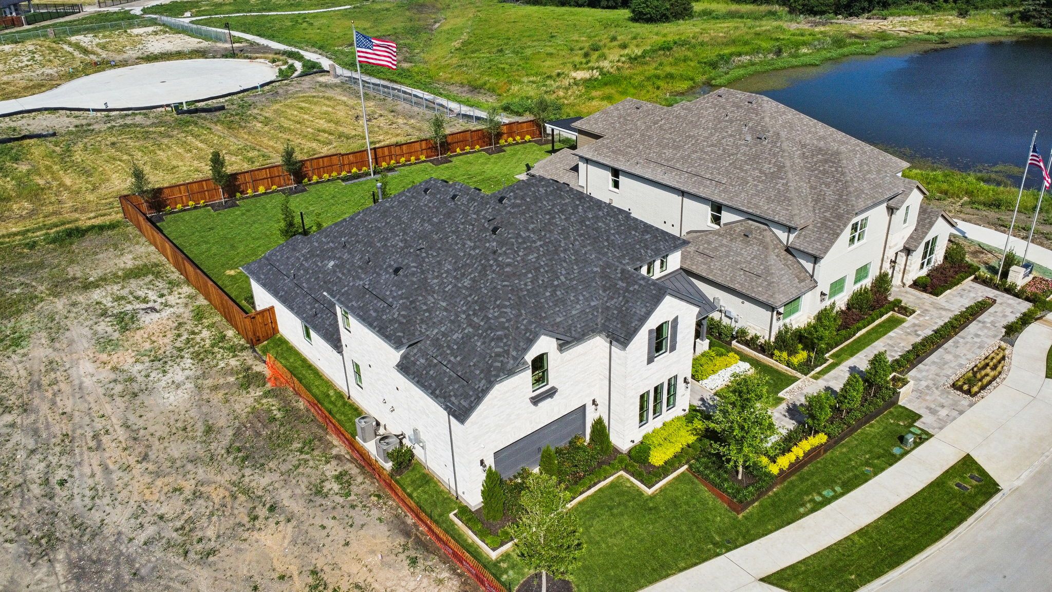 American Legend Homes' 60' model in Ten Mile Creek - Aerial