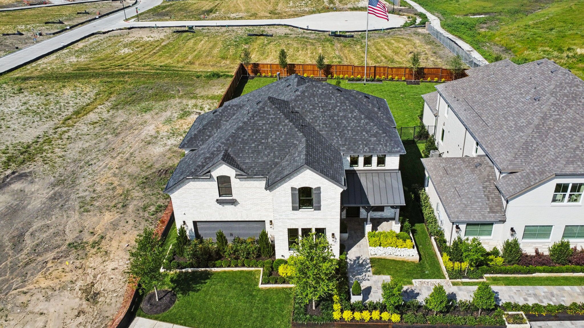 American Legend Homes' 60' model in Ten Mile Creek - Aerial