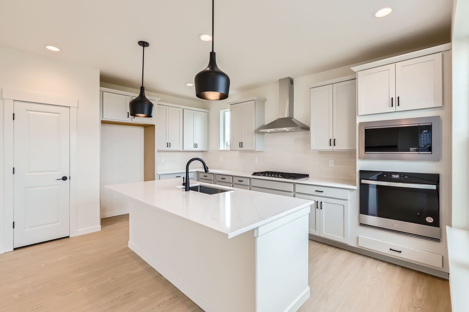 Plan V432 - Representative Photo - Kitchen