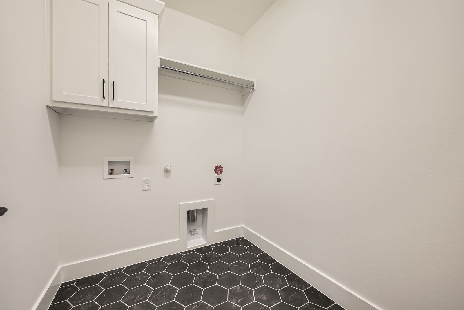 Plan 1561 Representative Photo - Laundry Room