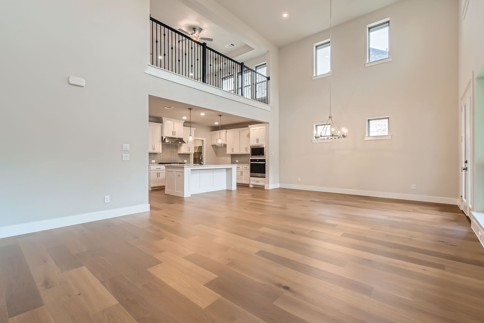 Plan 1564 Representative Photo - Living Room/Dining Area