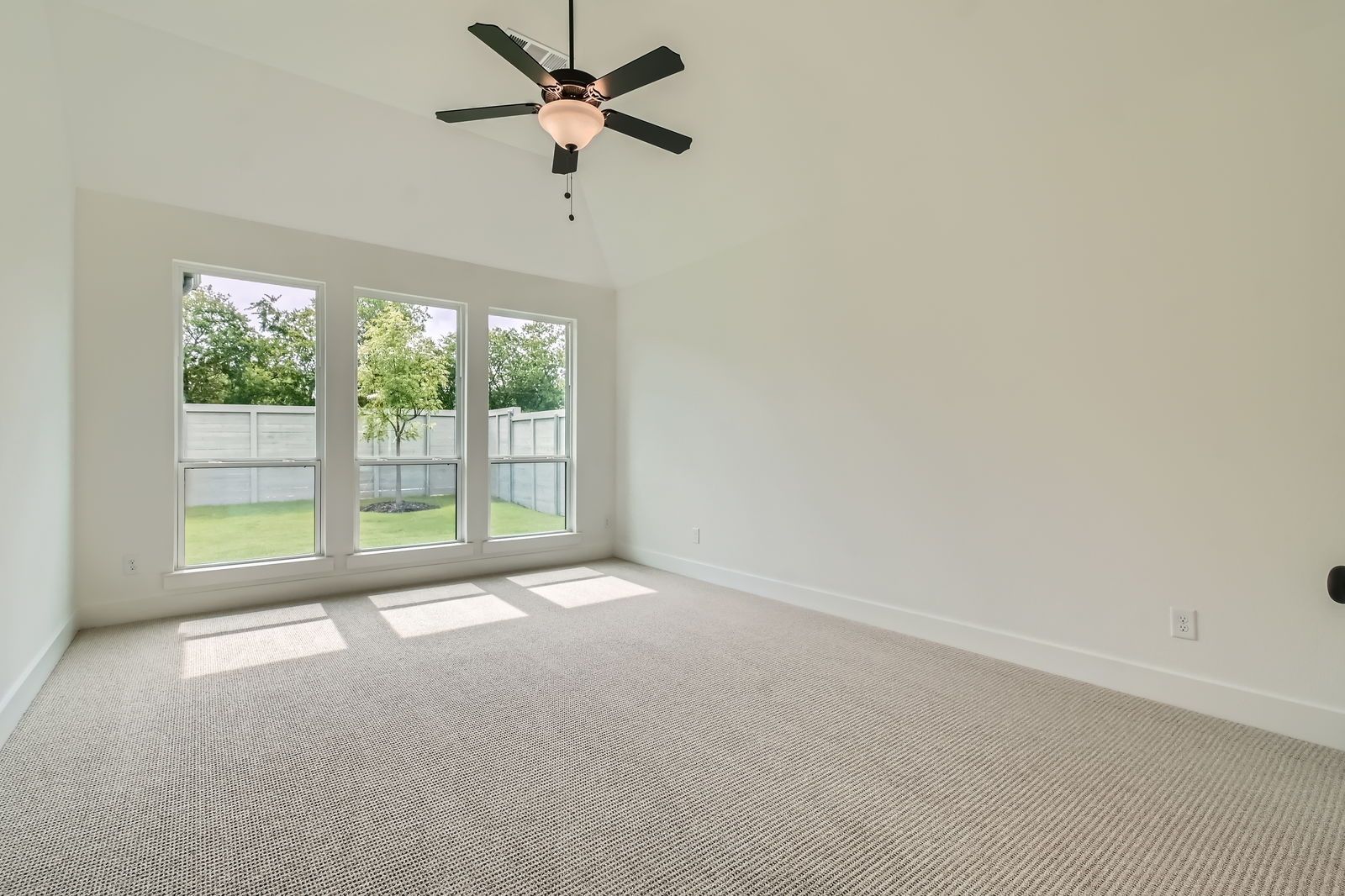 Plan 1560 Representative Photo - Main Bedroom