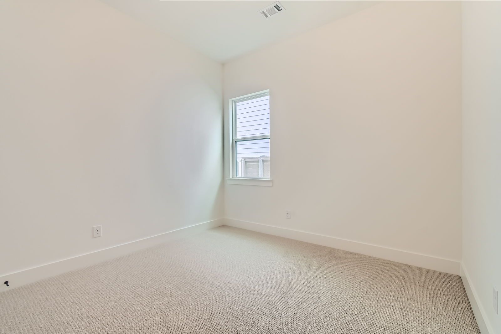 Plan 1560 Representative Photo - Bedroom