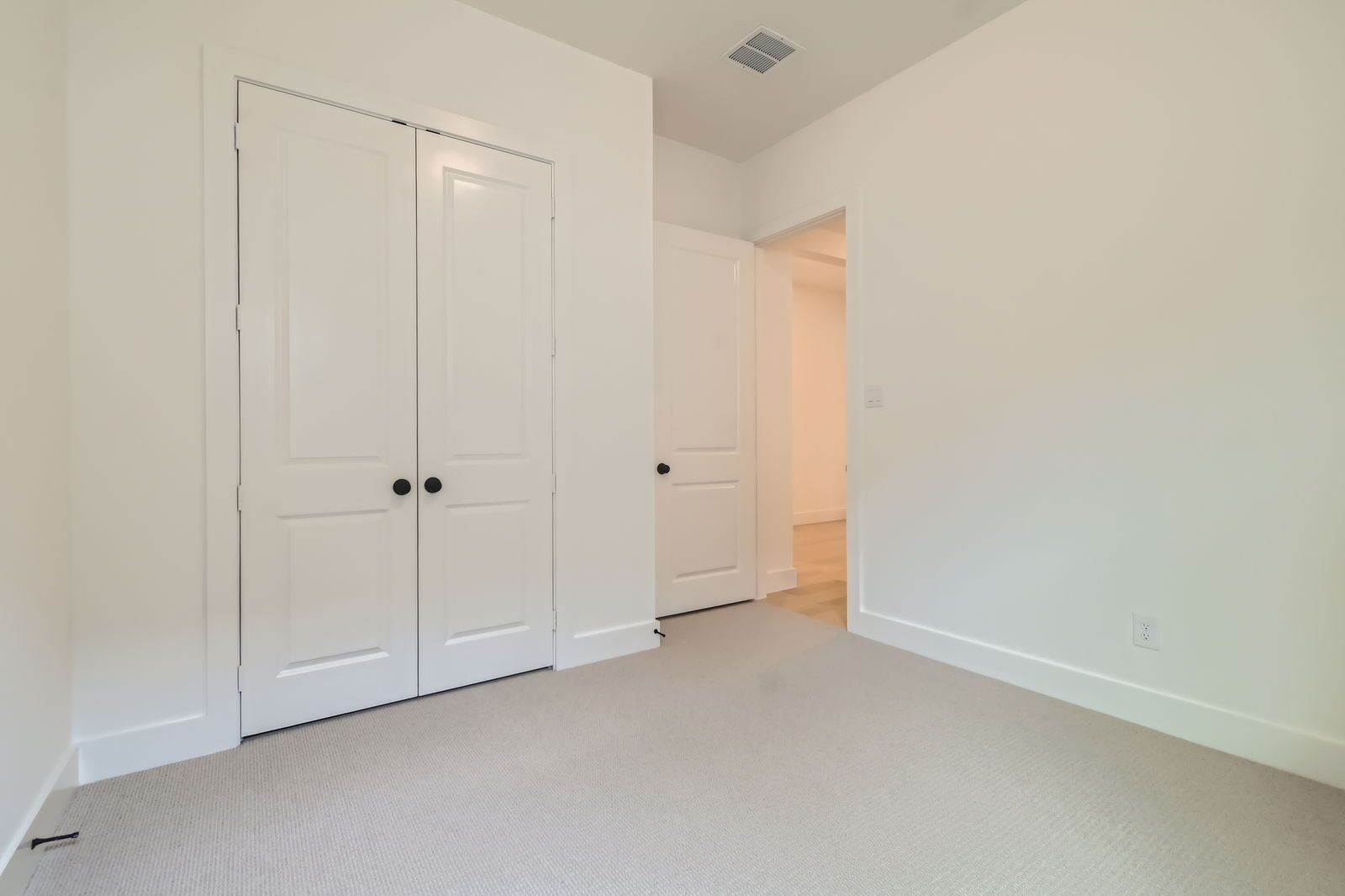 Plan 1560 Representative Photo - Bedroom