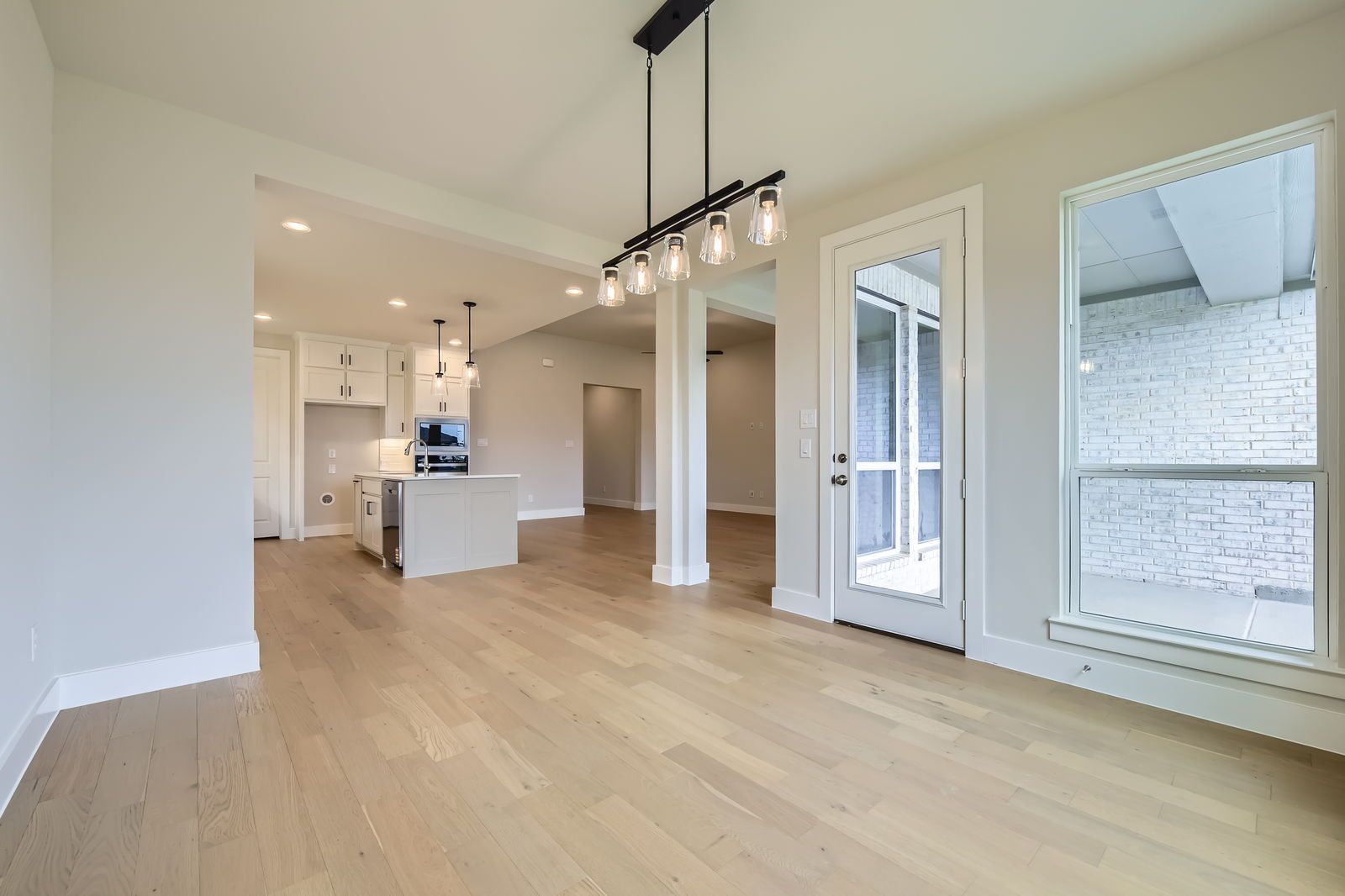 Plan 1535 Representative Photo - Dining/Kitchen