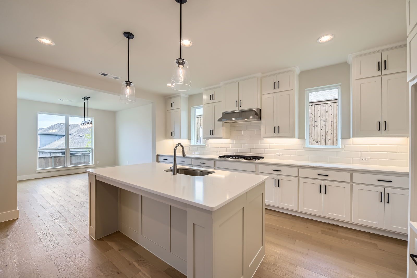 Plan 1535 Representative Photo - Kitchen/Dining