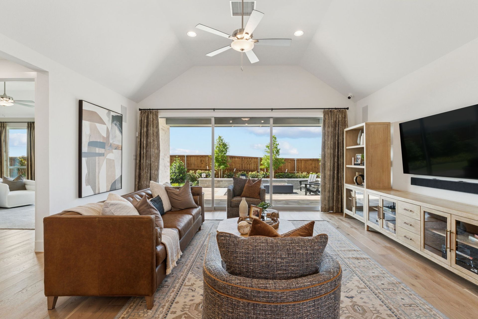 Plan 1578 Representative Photo - Living Room
