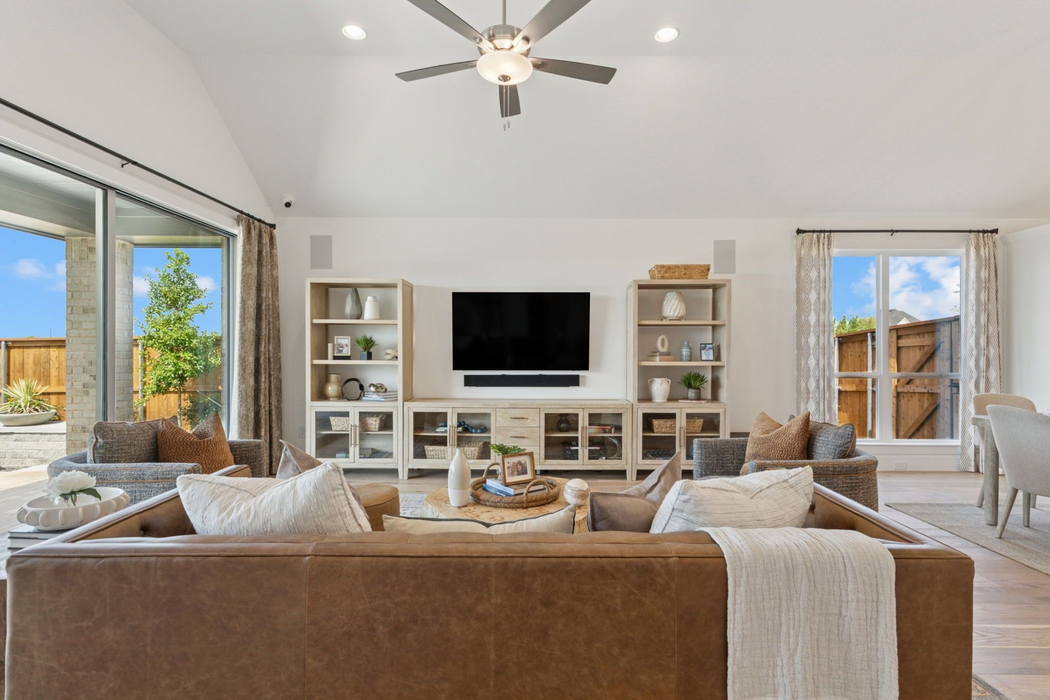 Plan 1578 Representative Photo - Living Room