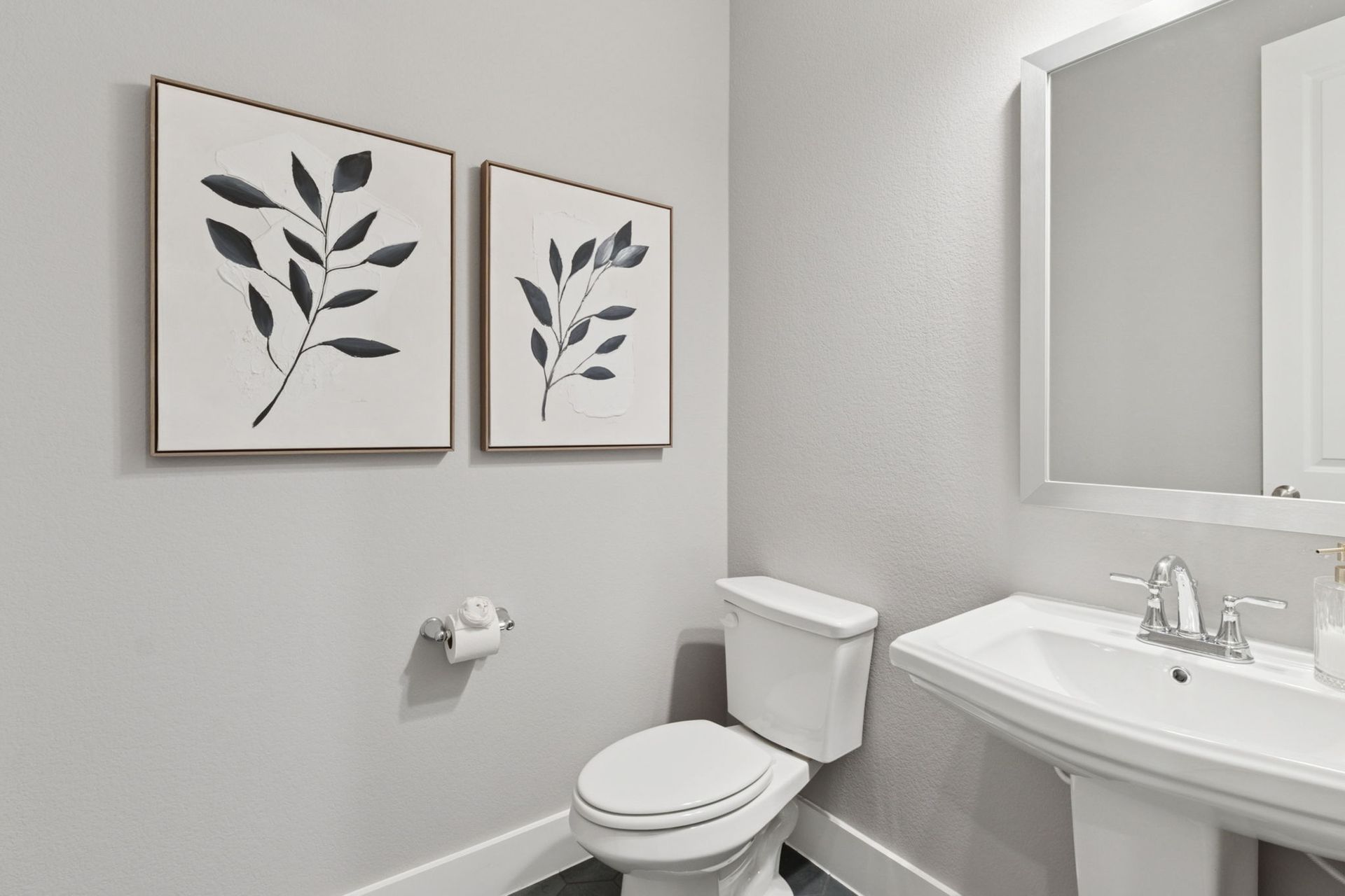 Plan 1578 Representative Photo - Secondary Bathroom