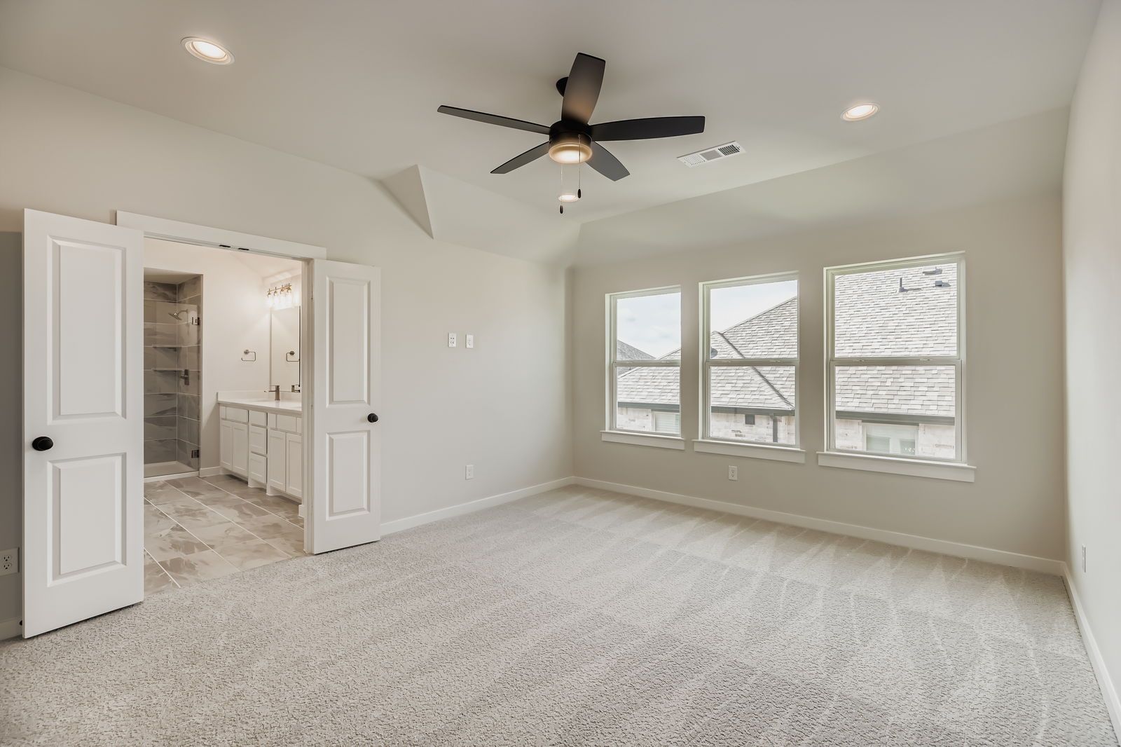 3520 Chivalry Lane - Main Bedroom