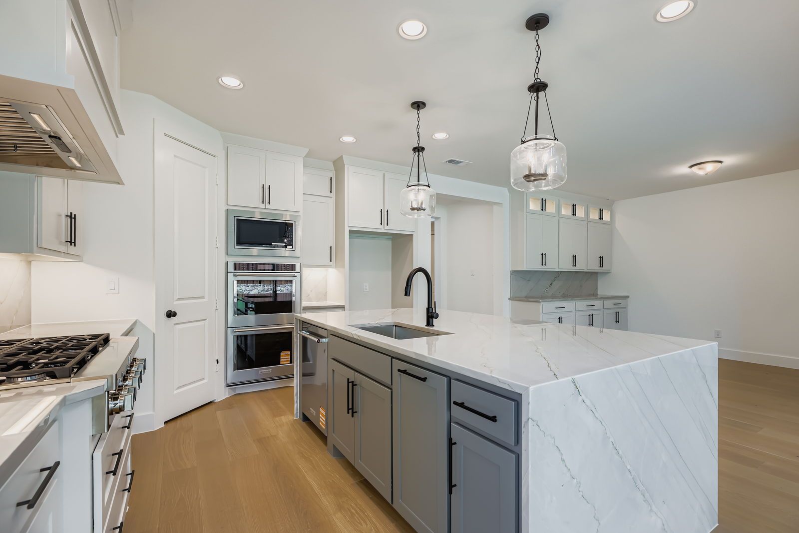 Plan 1136 Representative Image - Kitchen