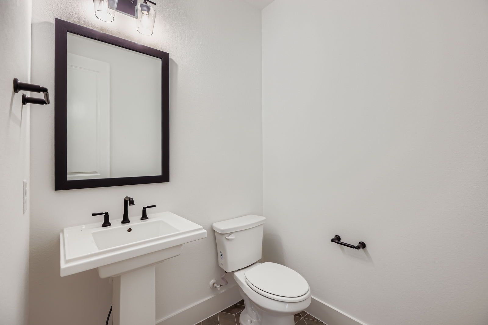 Plan 1136 Representative Image - Powder Bath