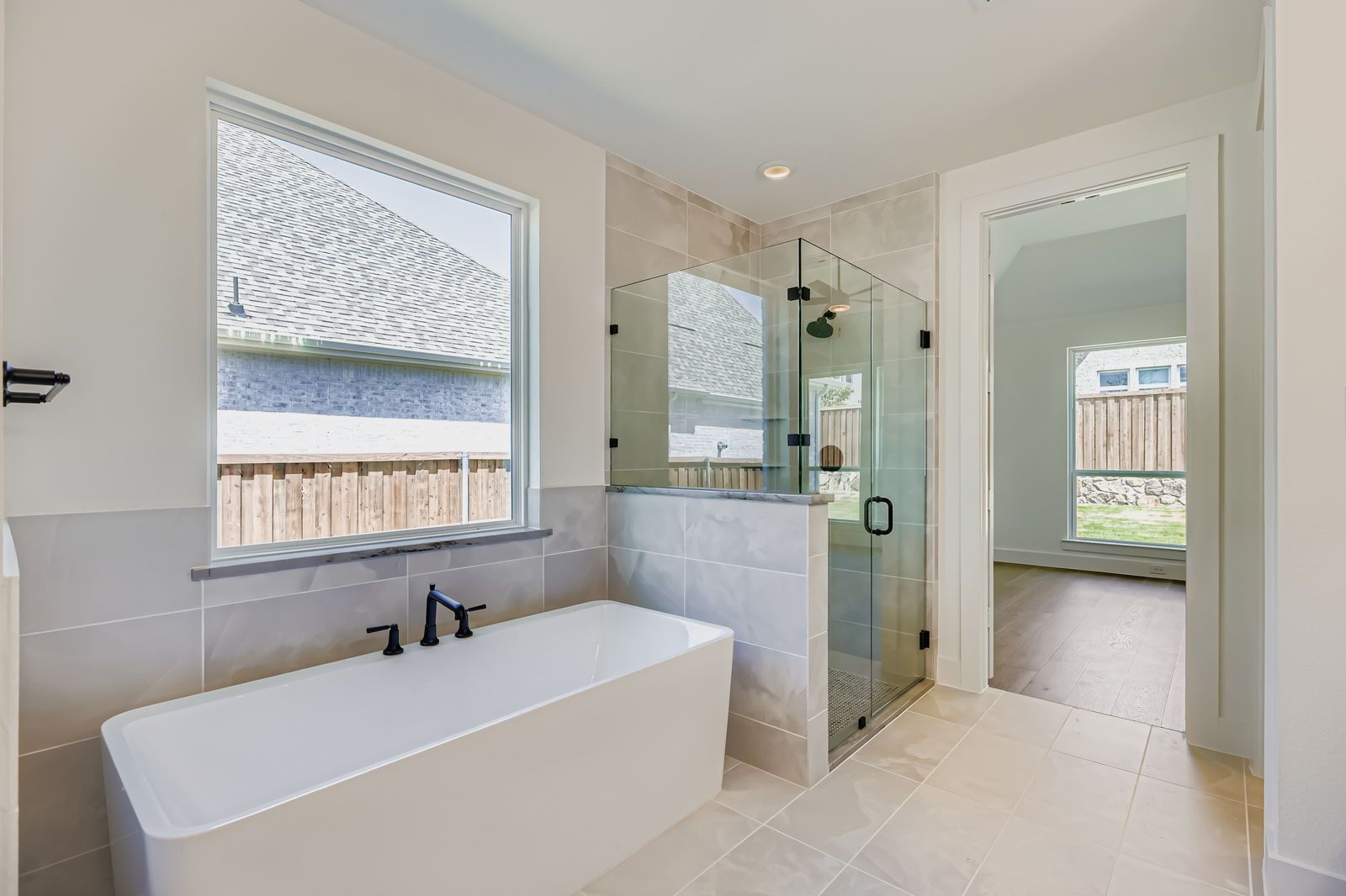 Plan 1136 Representative Image - Main Bathroom