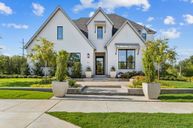 Bella Casa por American Legend Homes en Fort Worth Texas