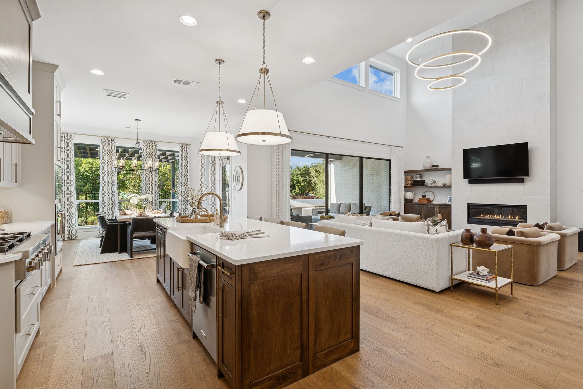 Plan 1640 Kitchen  - Bella Casa Model Photo