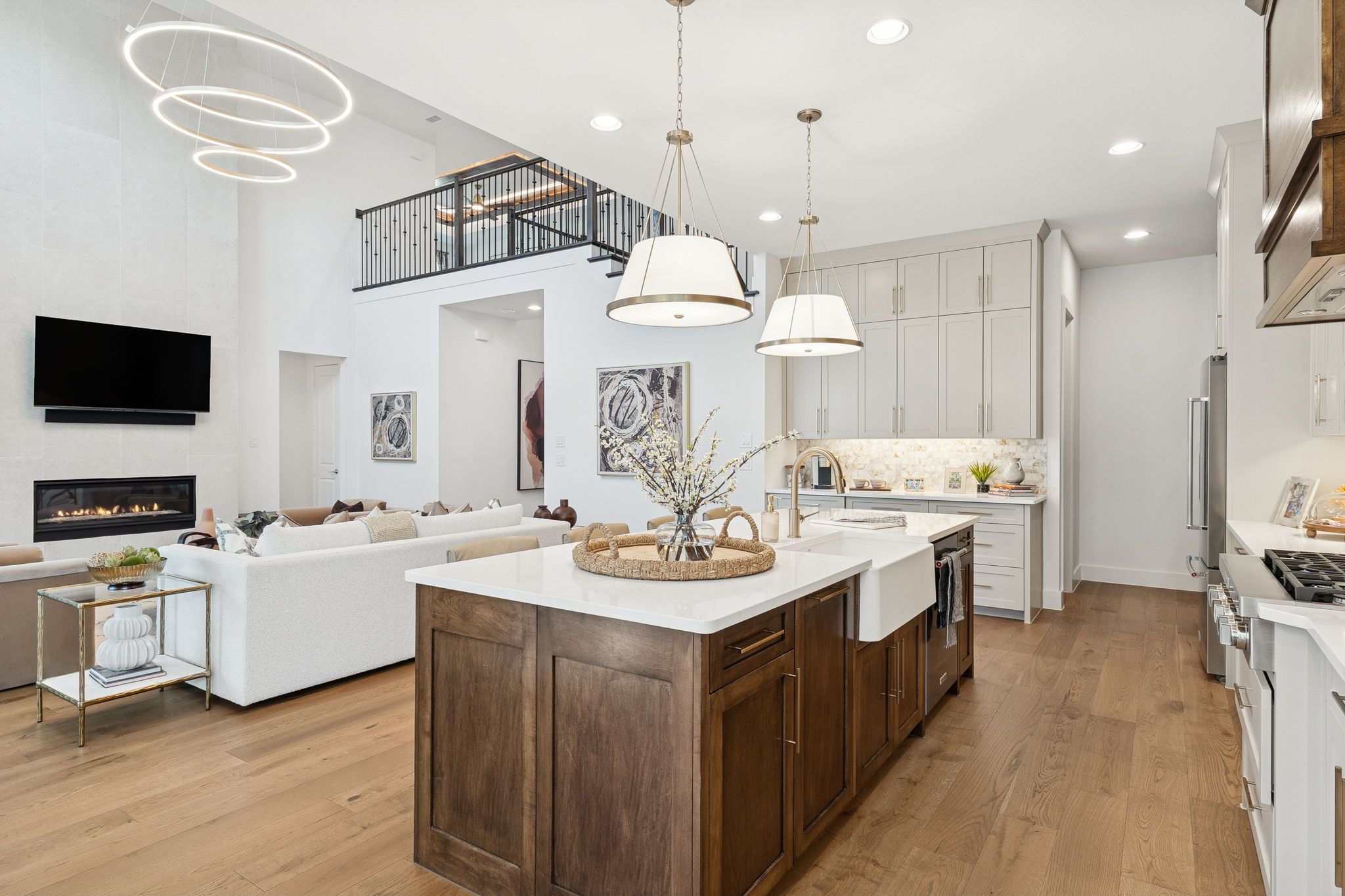 Plan 1640 Kitchen/Living Room - Bella Casa Model Photo