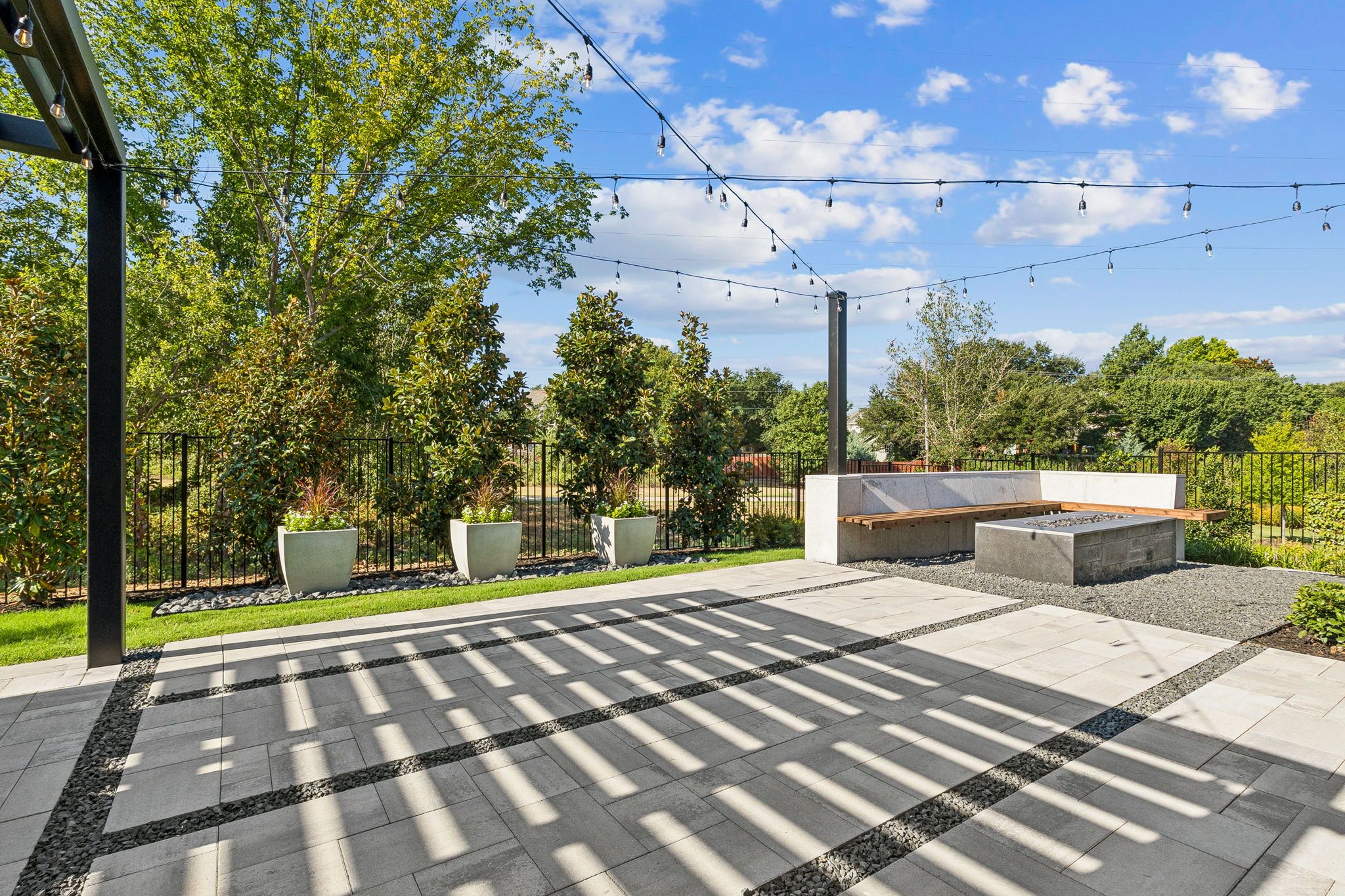 Plan 1640 Outdoor Living- Bella Casa Model Photo