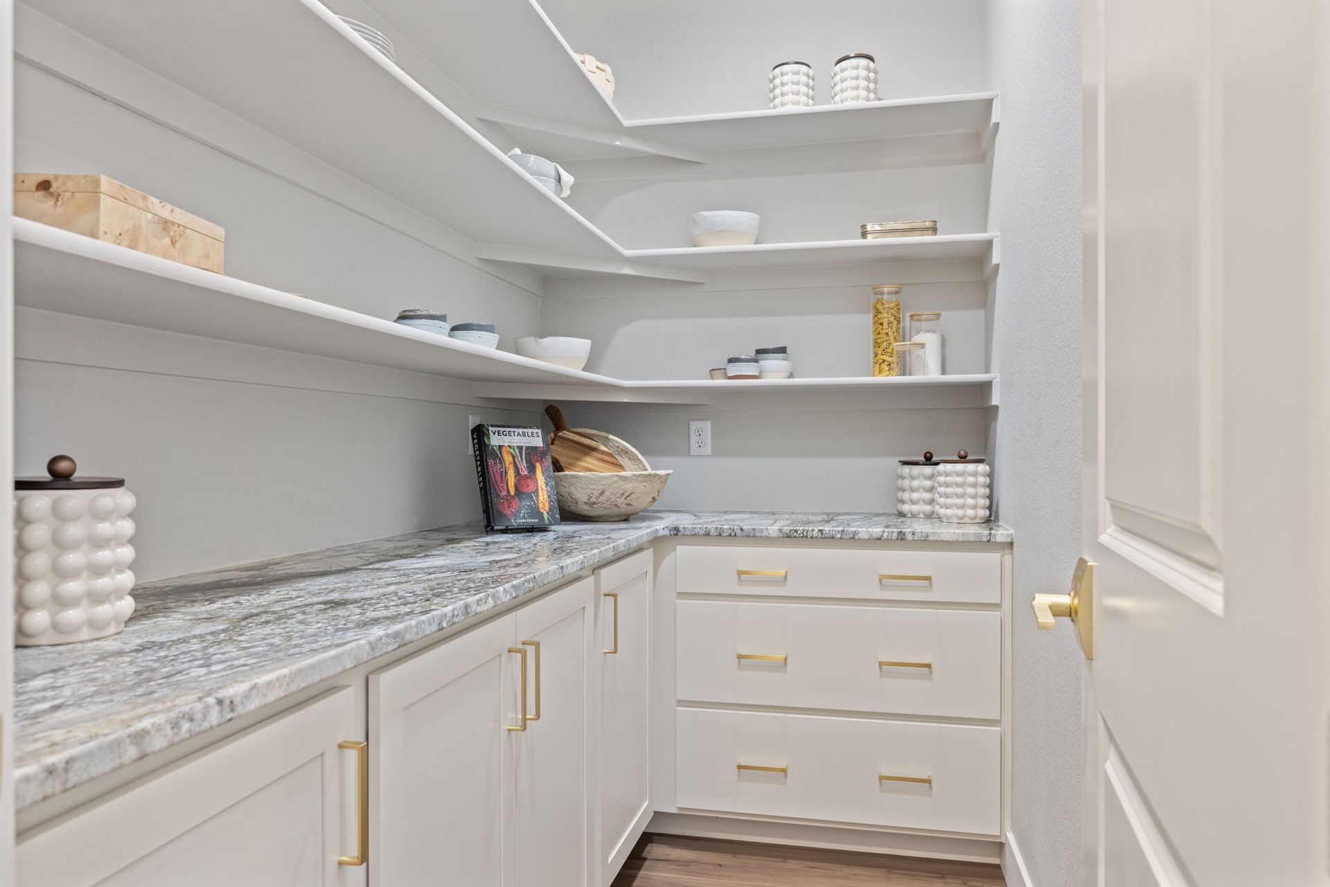 Plan C405 - Representative Photo - Pantry