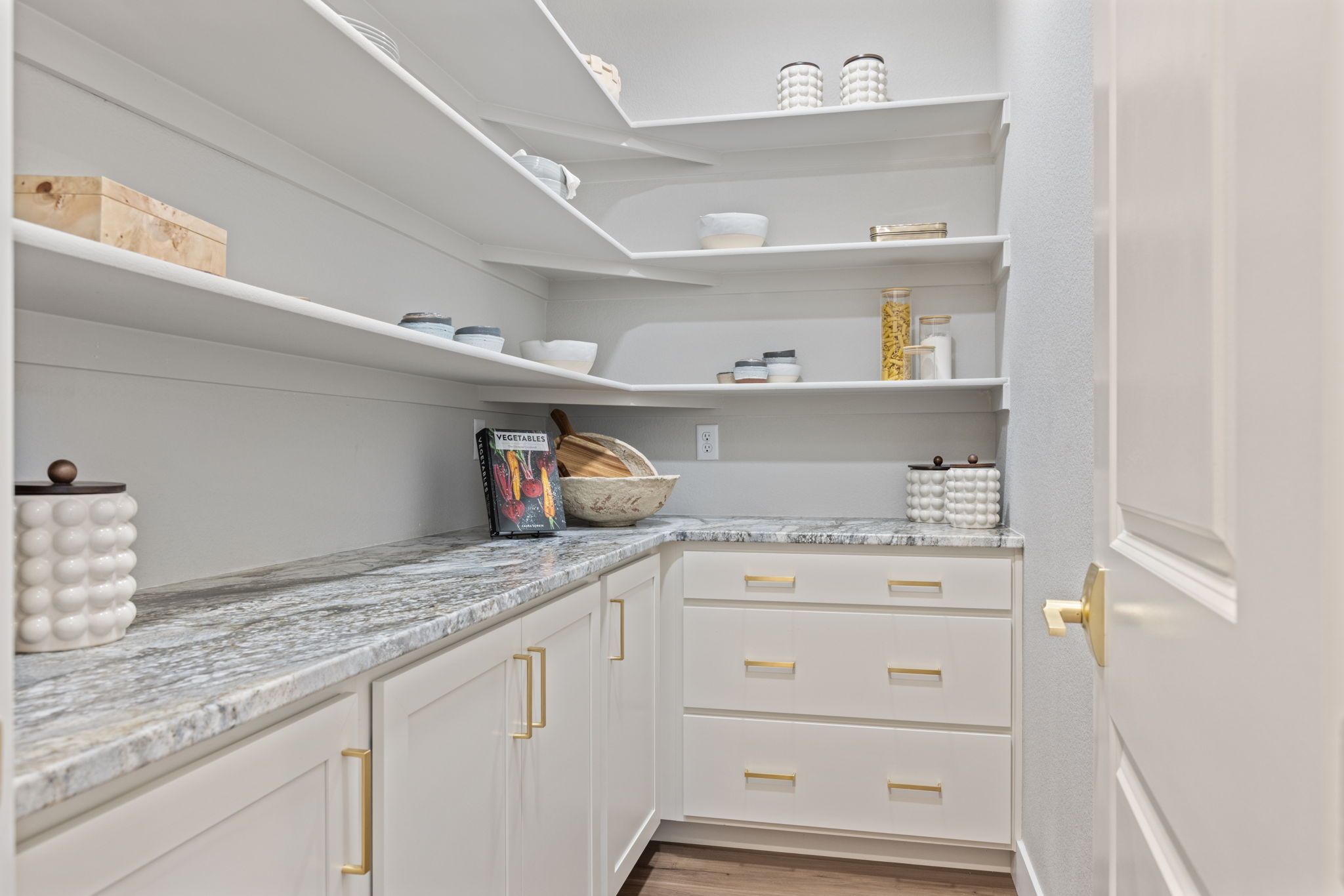 Plan C405 - Representative Photo - Pantry