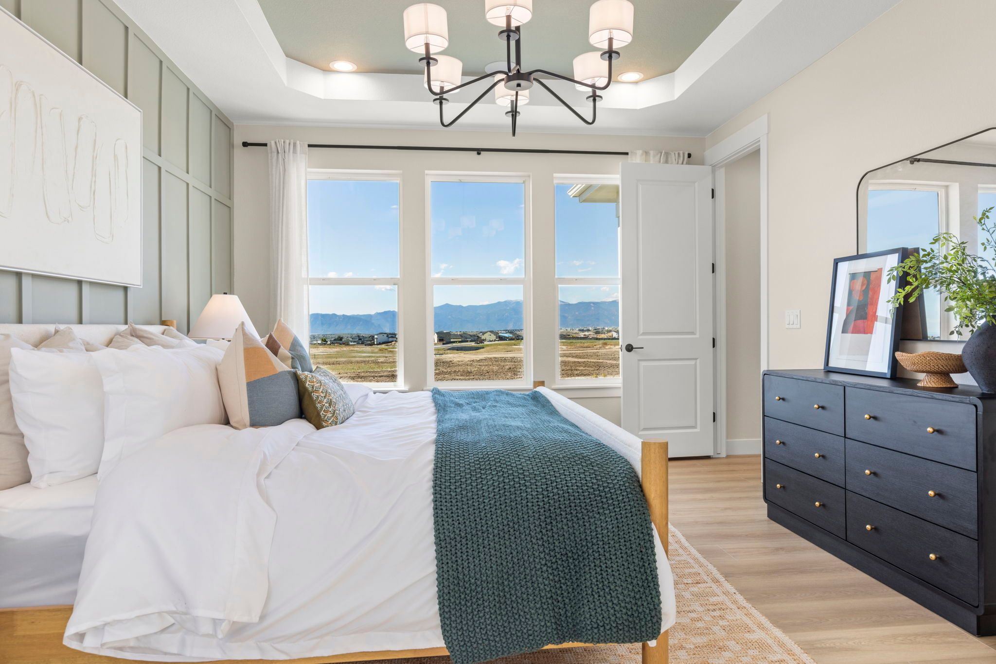 Plan C411 Main Bedroom Representative Photo