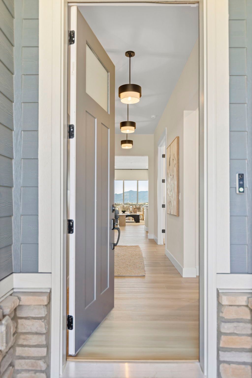 Plan C411 - American Legend Homes' Model in Sterling Ridge - Front Door Entry