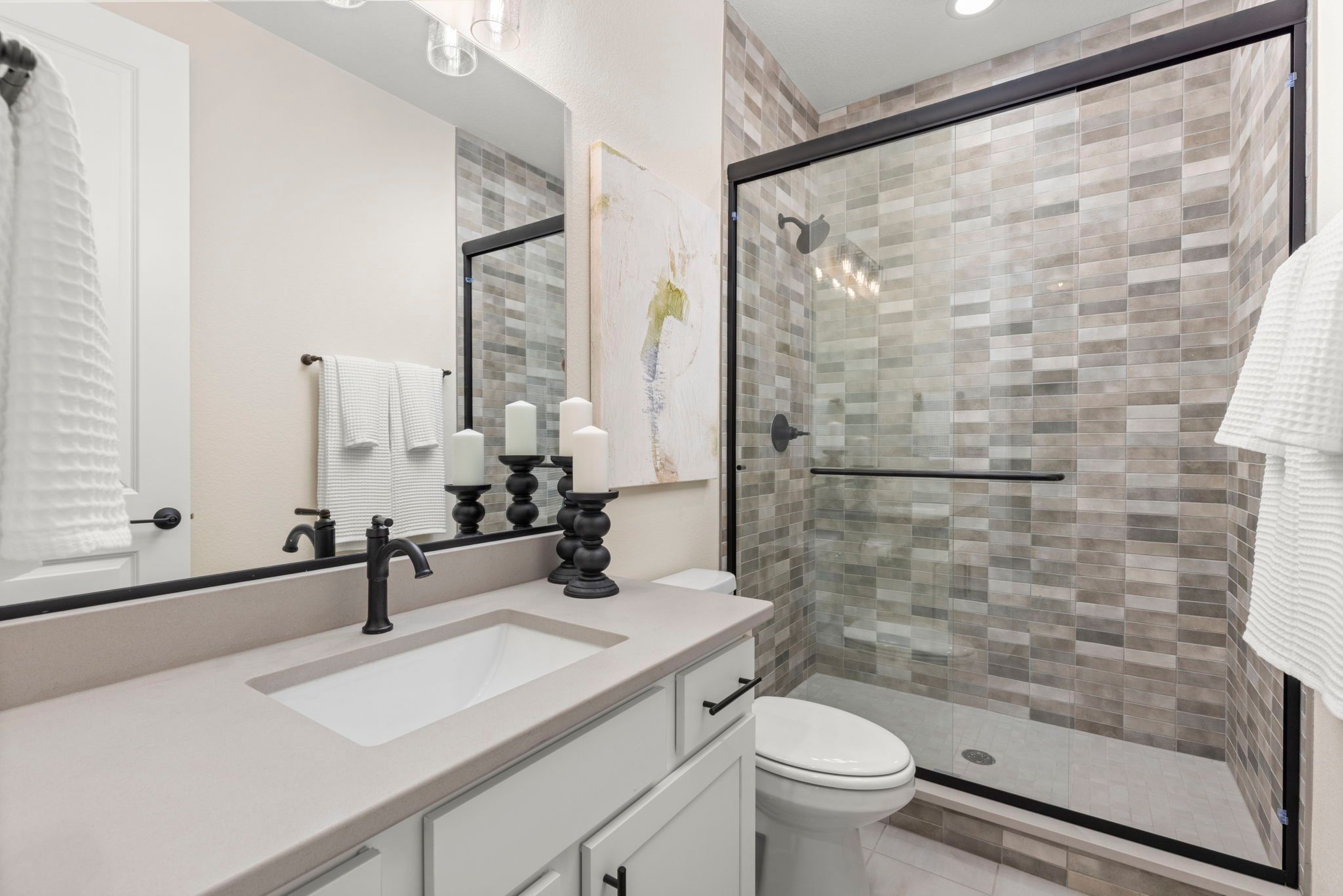 Plan C411 - American Legend Homes' Model in Sterling Ridge - Secondary Bathroom