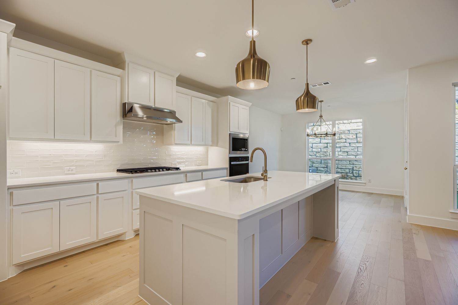 3121 Sir Judge Drive - Kitchen