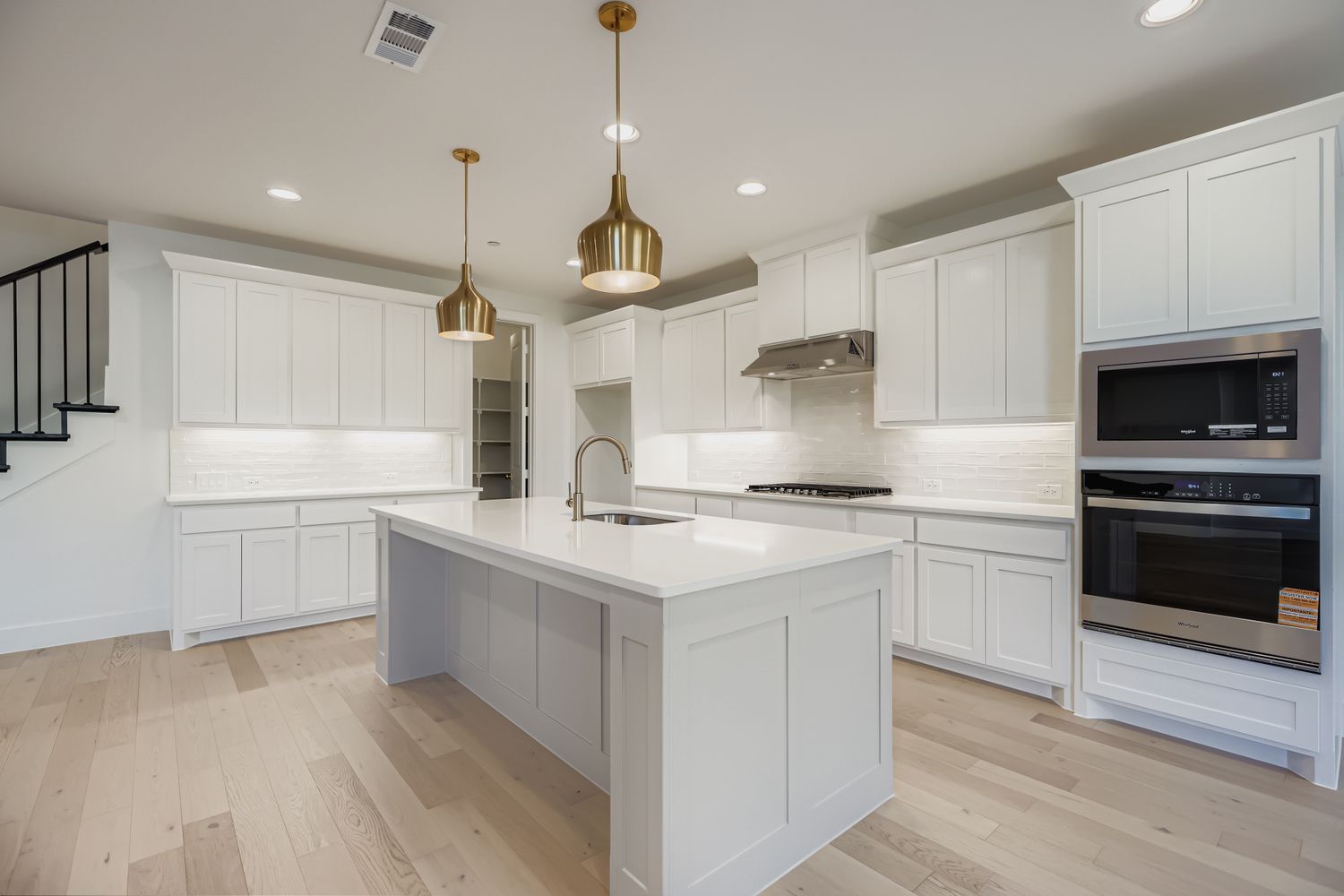 3121 Sir Judge Drive - Kitchen