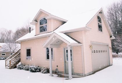 American Builder por American Builder en Grand Rapids Michigan