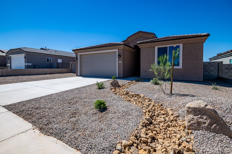 1712 Red Sage Way. Fort Mohave, AZ 86426