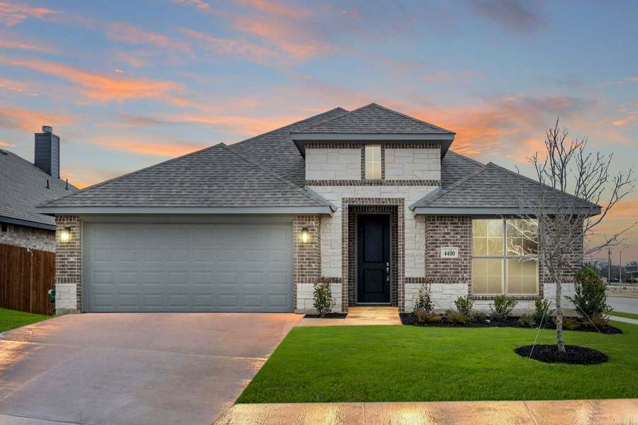 Concept 2186 by Antares Homes in Fort Worth TX