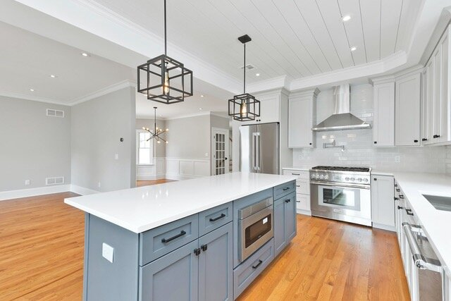 casa en Anthony Louis Custom Home Builders por Anthony Louis Custom Home Builders