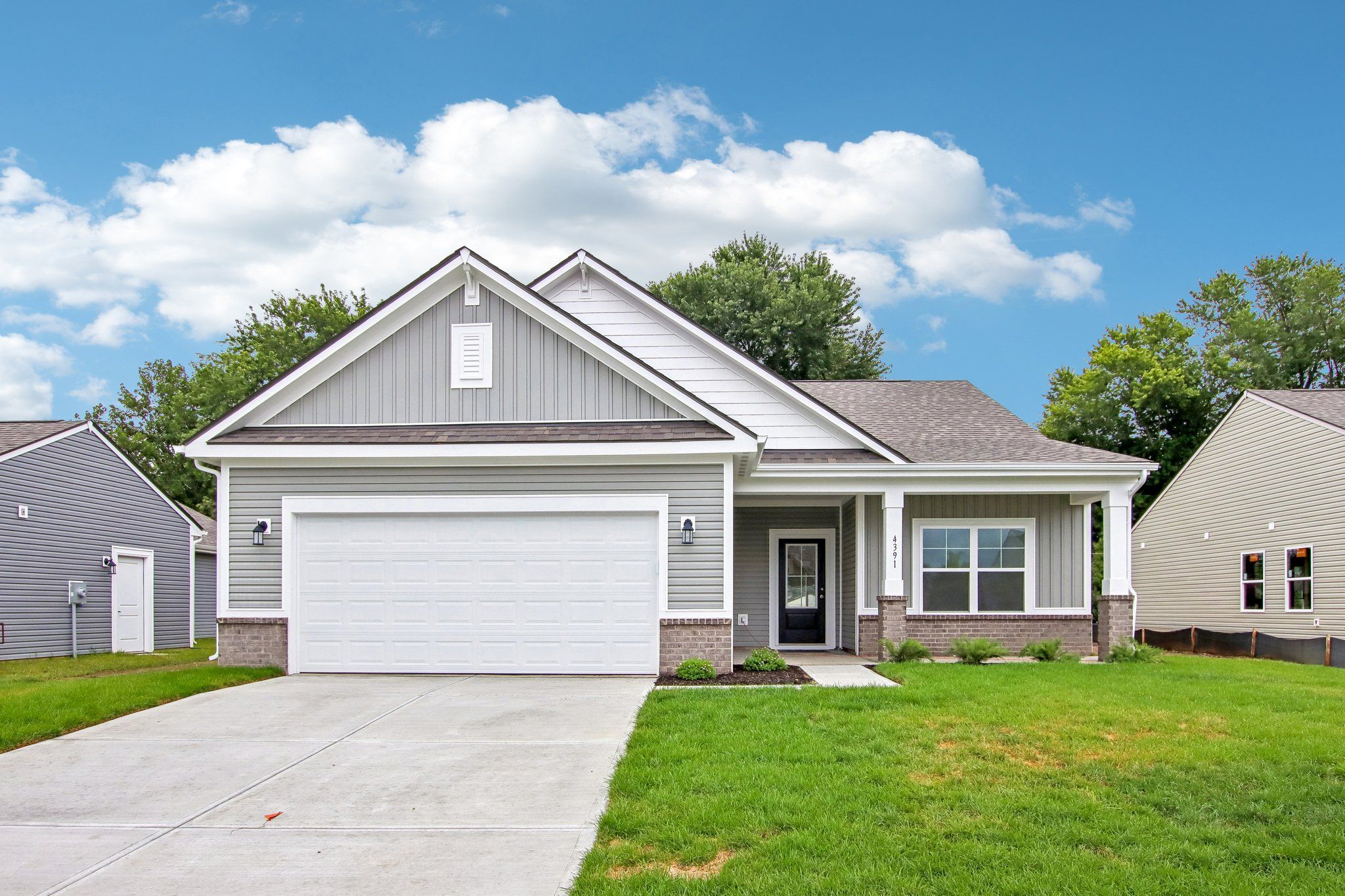 Bradford - Abbey Commons: Columbus, Indiana - Arbor Homes