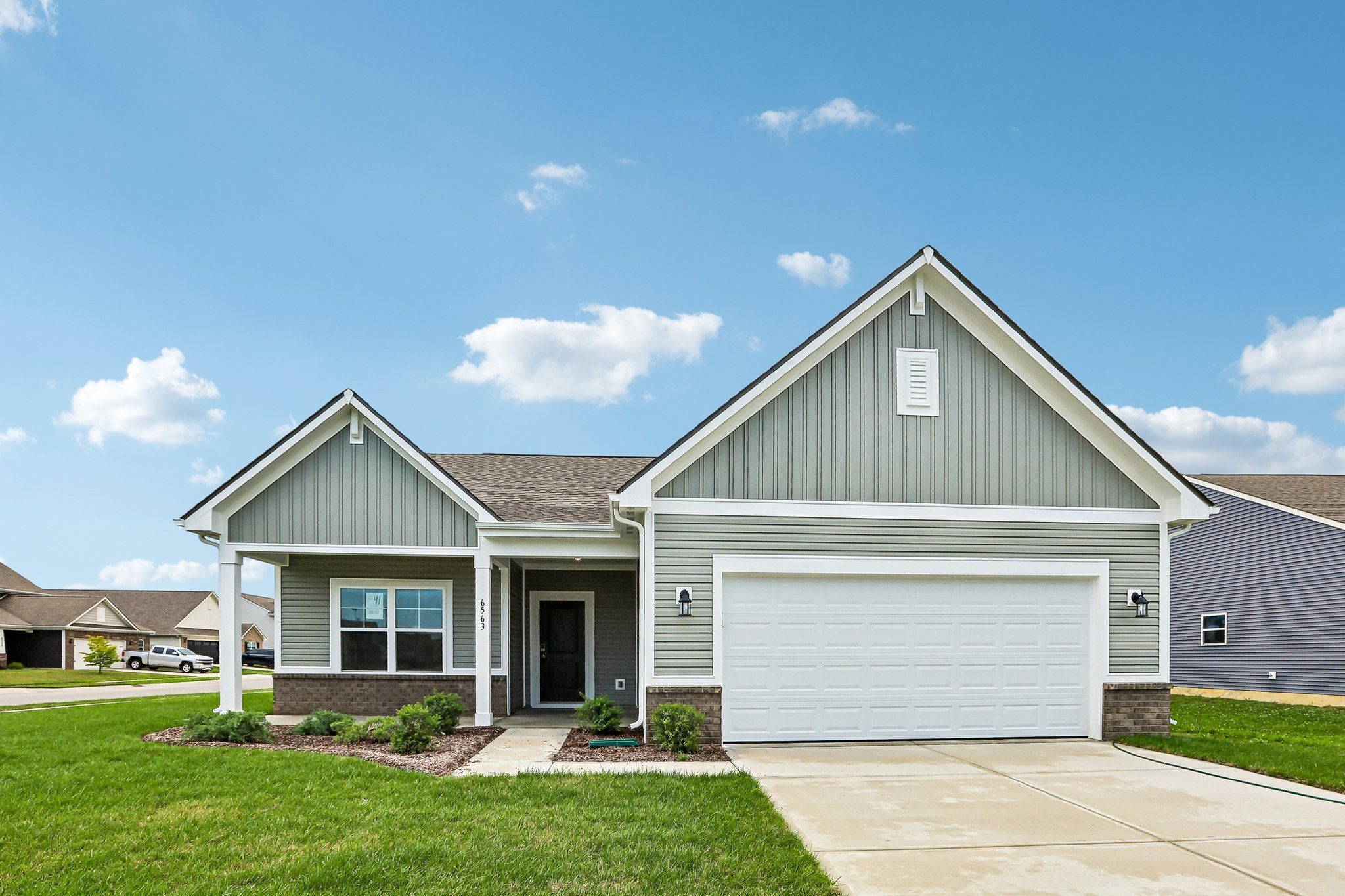 6563 Mayapple Drive (Bradford)