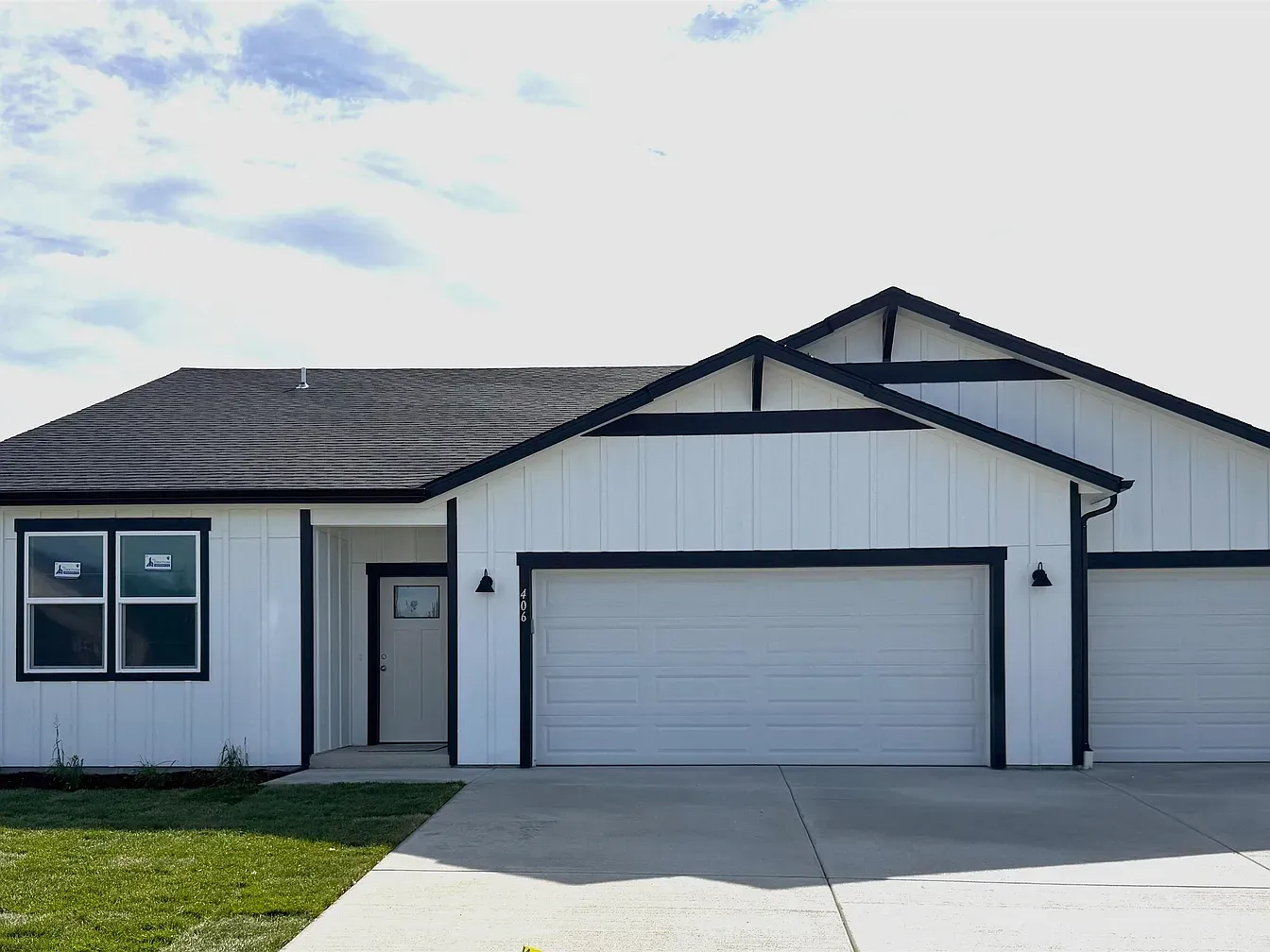 406 Washington Ave (The Raven)