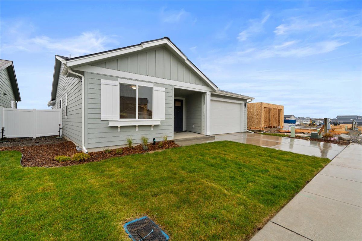 4877 E Dorado Ave (Bitterroot - Craftsman)