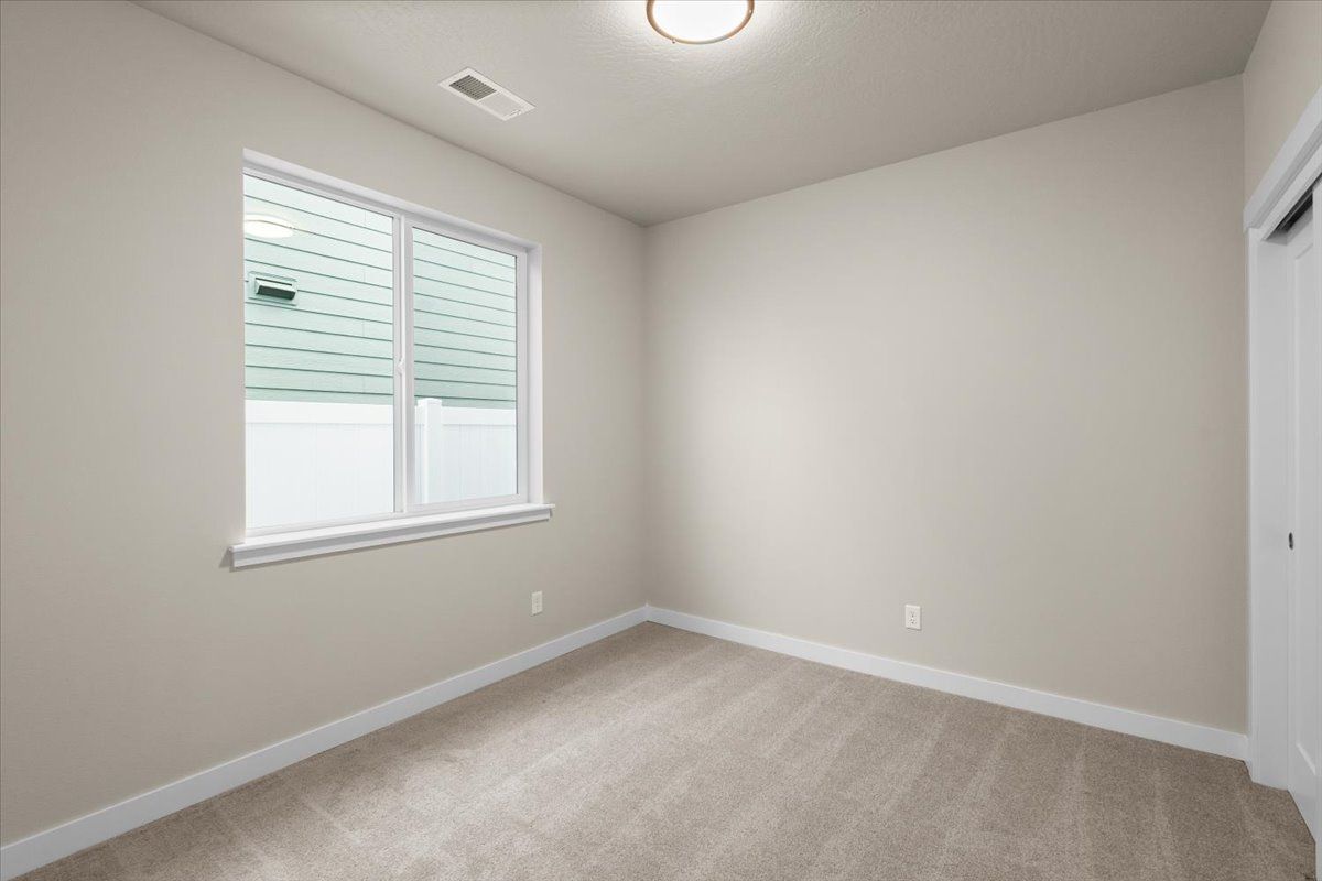 9' Ceilings
