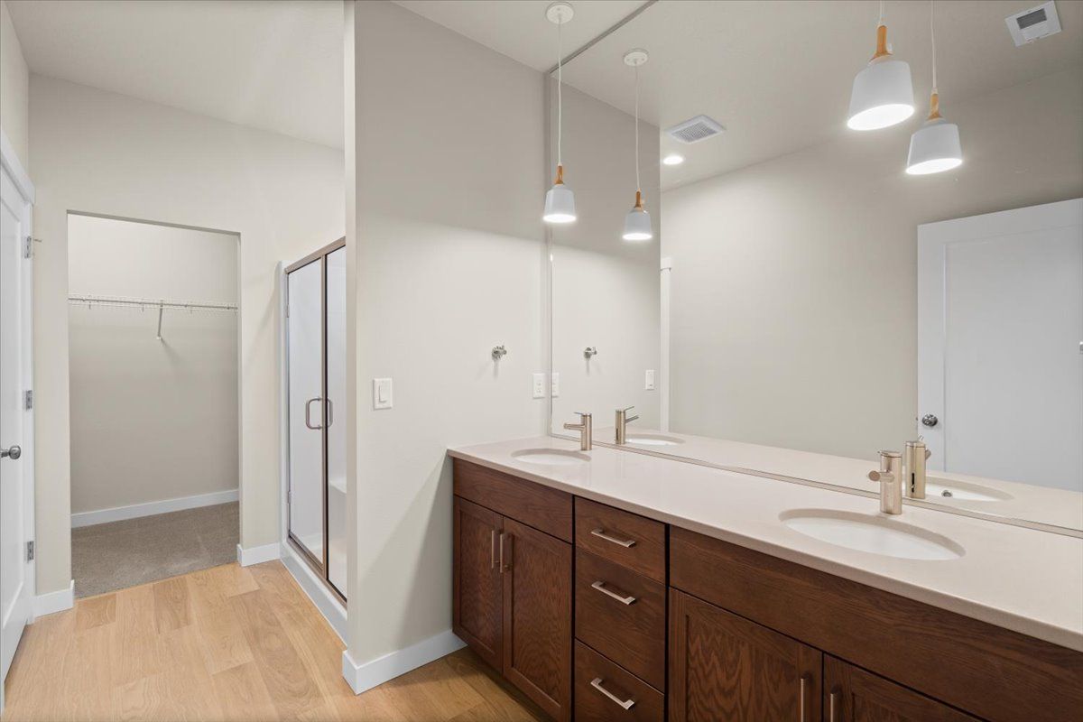 Dual Vanities