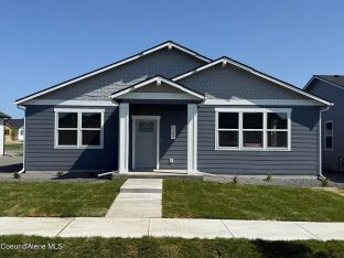 The Aspen - The Parkllyn: Post Falls, Washington - Architerra Homes