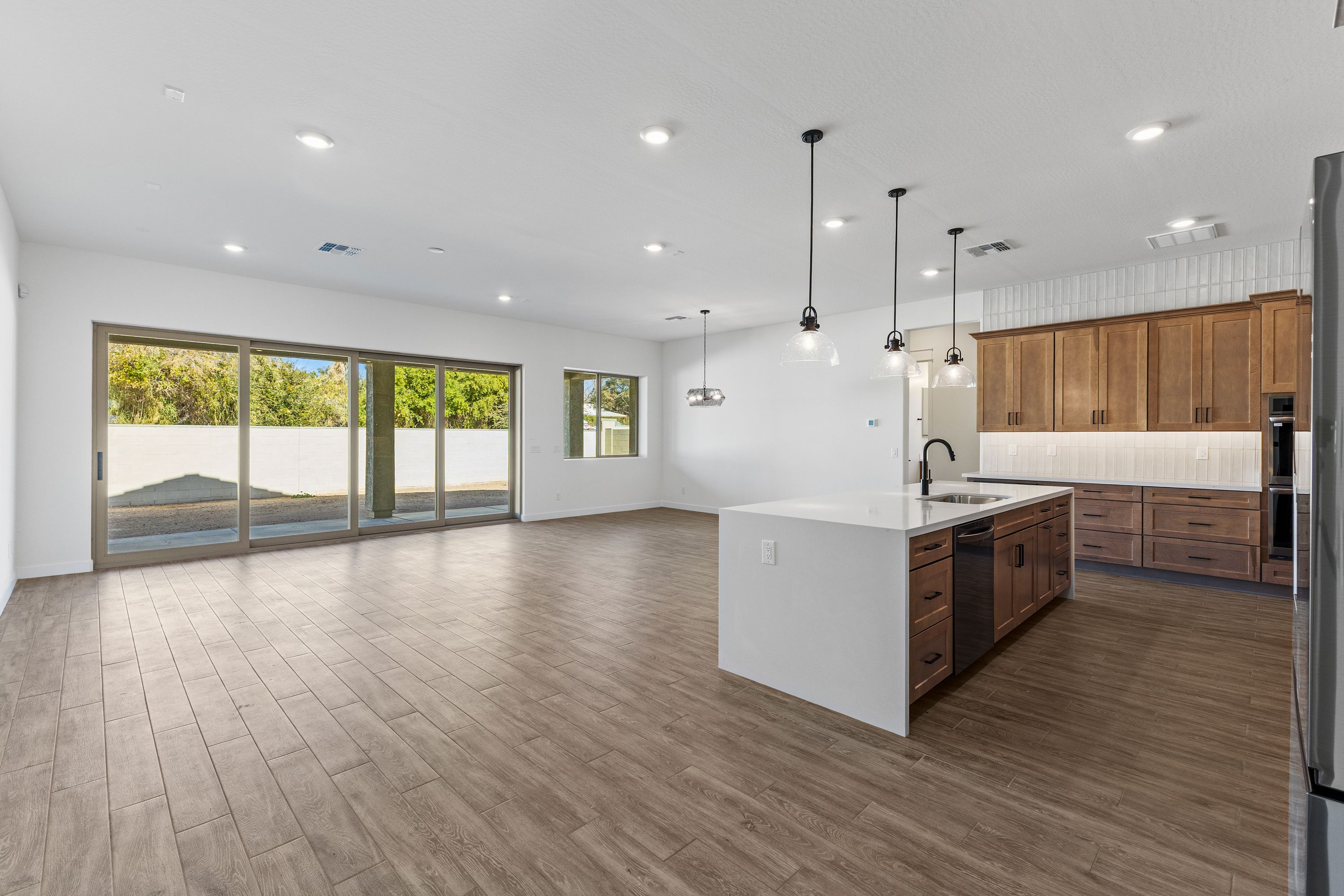 7584 W Evans Dr (5526)