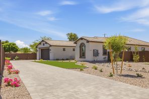 14651 N 73rd Ln (Saguaro)
