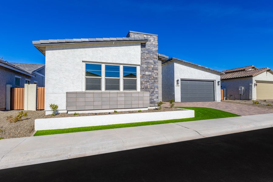 7550 W GELDING DR (5524)
