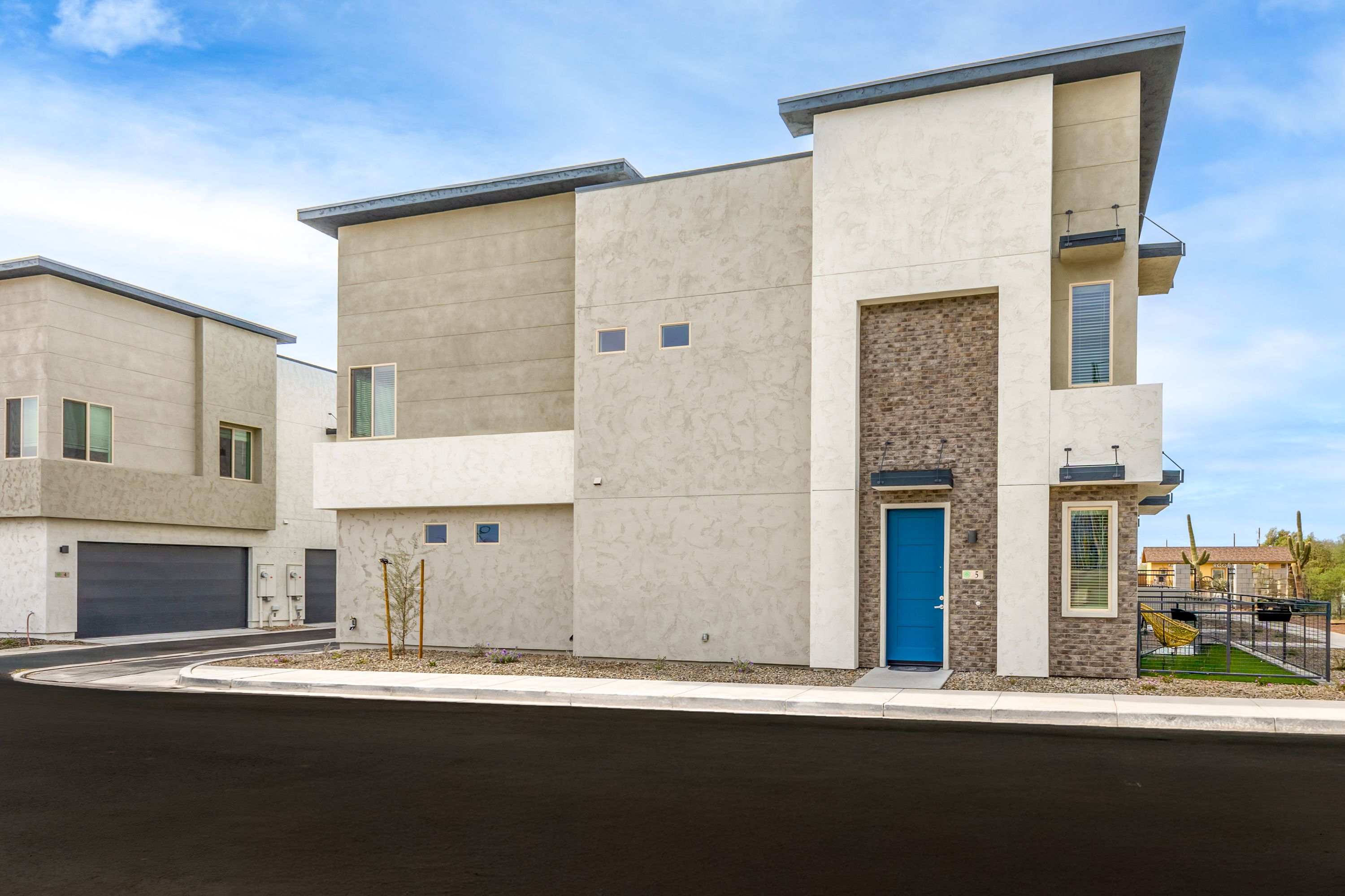 651 N Ironwood Dr Unit 5 1635 N Greenfield Rd. Apache Junction, AZ 85120