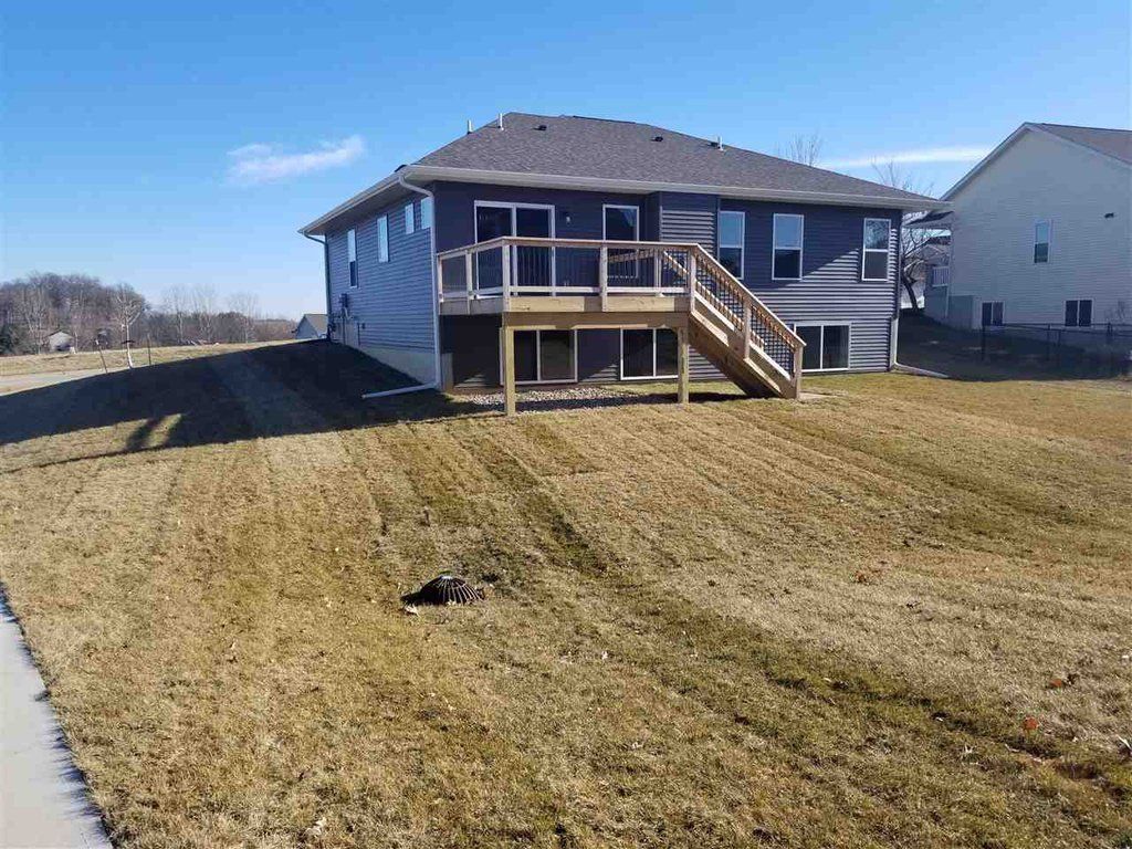 casa en Stone Brige Estate por Arlington Development
