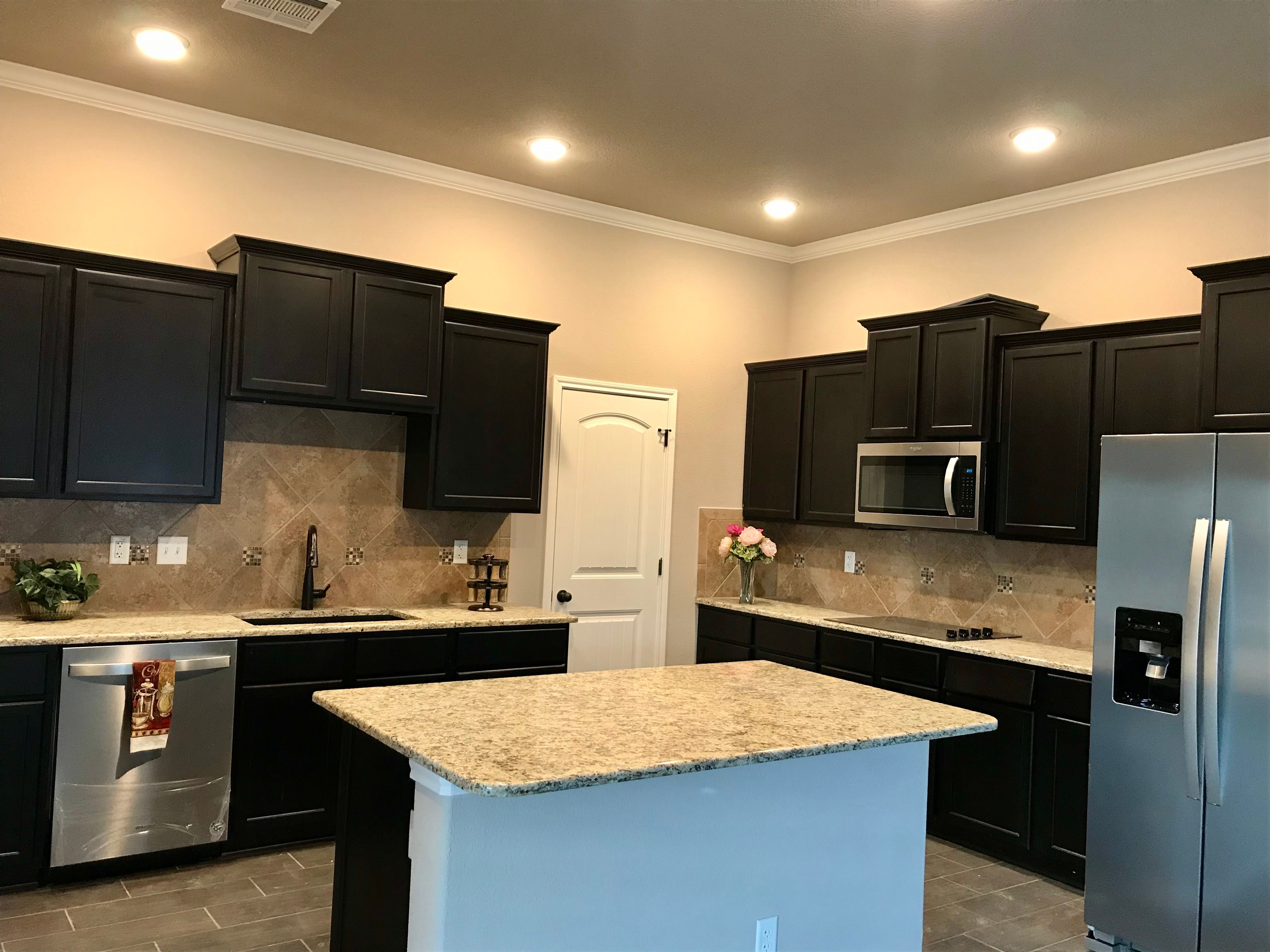 Images represent the floorplan.