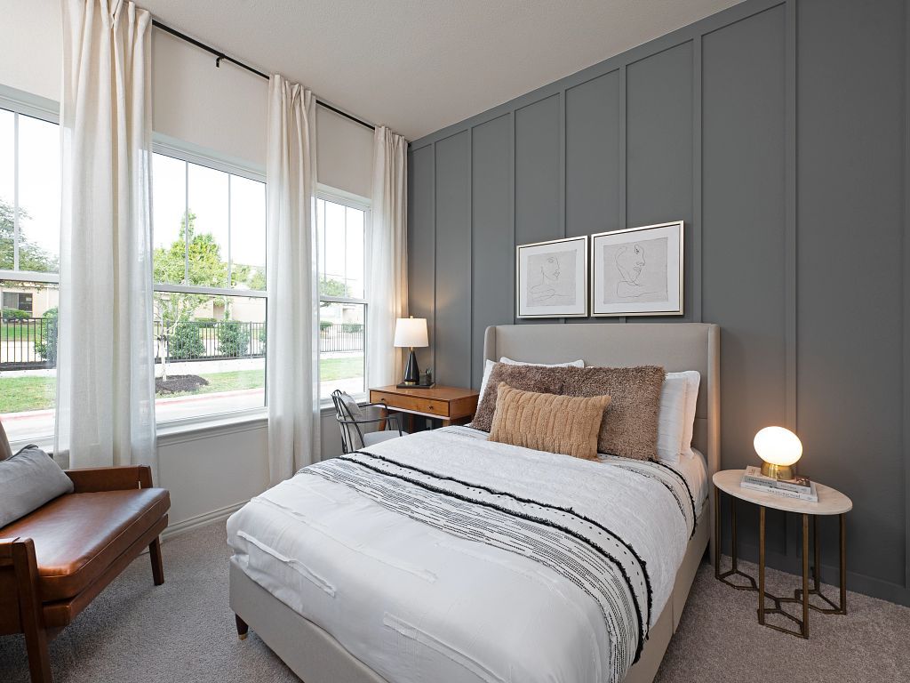 Collin Creek - Davis Interior Image 1