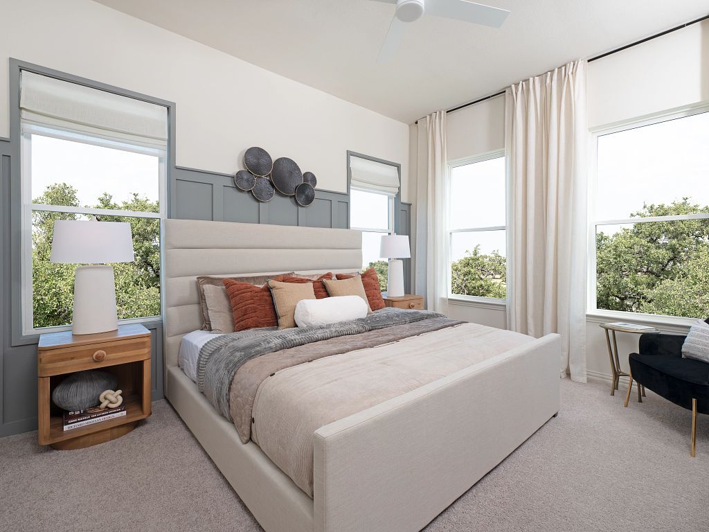 Collin Creek - Davis Interior Image 6