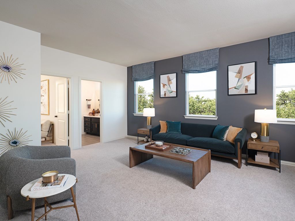 Collin Creek - Davis Interior Image 8