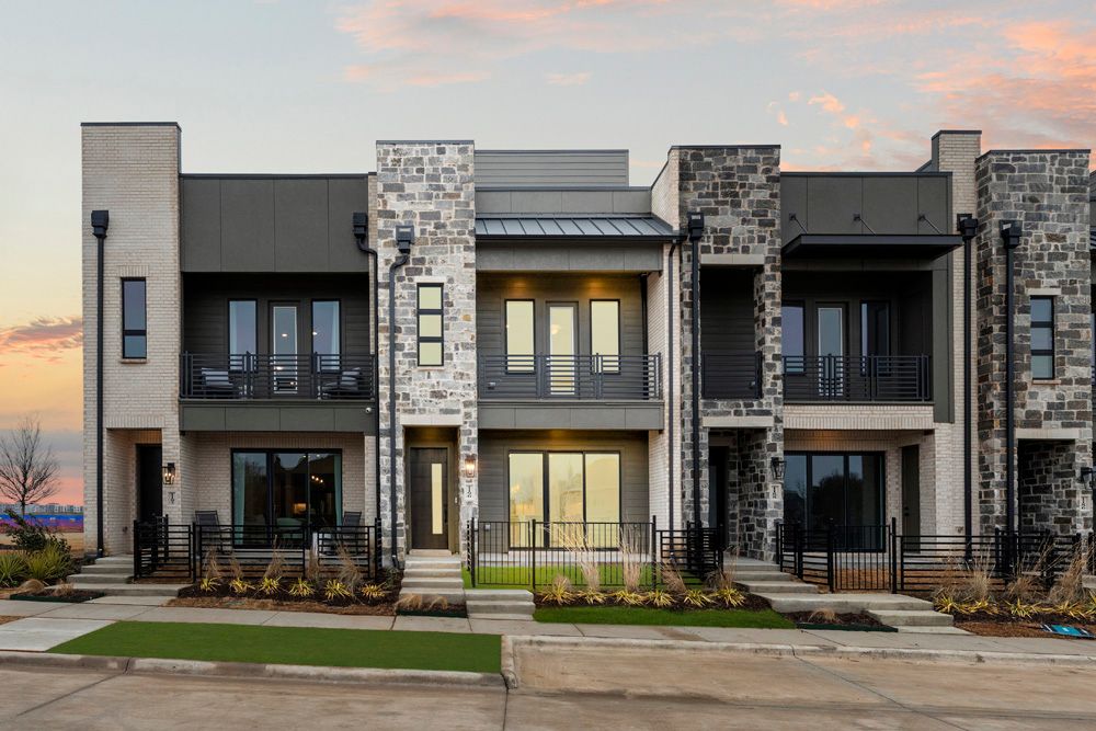 Roberts - The Farm: Allen, Texas - Ashton Woods