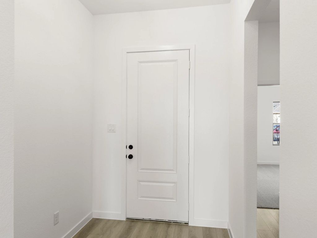 Meadow Park - Kendall Interior Image 2